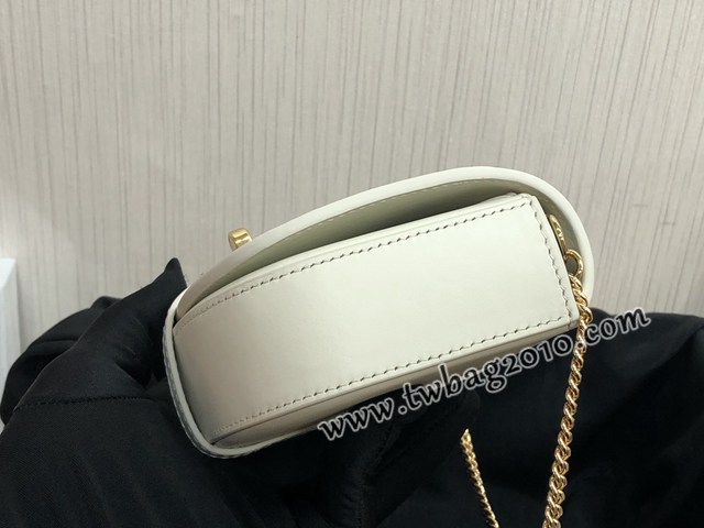 Celine專櫃2023新款鏈條單肩斜挎小包 10G453 賽琳16系列新款馬鞍包 sldj2279